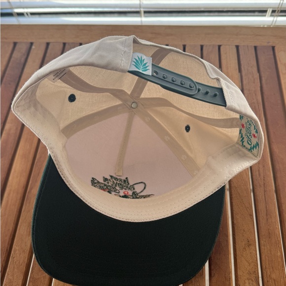 NWOT Sendero Provisions Baddest In Town SnapBack - Picture 4 of 4